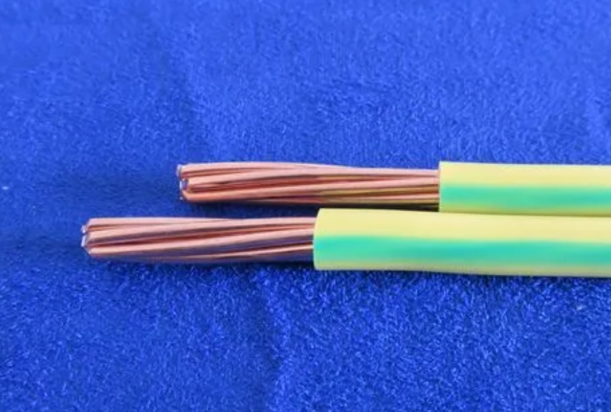 南洋電纜廠家為大家介紹了關(guān)于使用電纜時的安全要求和保護(hù)措施.jpg 南洋電纜廠家為大家介紹了關(guān)于使用電纜時的安全要求和保護(hù)措施.jpg